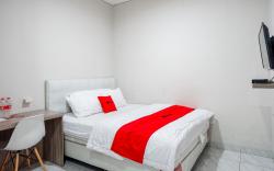 RedDoorz Syariah near UNSOED