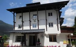 Valluga Hotel