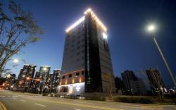 Hound Hotel Ilgwang