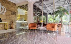 King's Palace Mitra RedDoorz