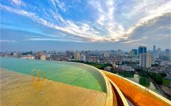 Dolce by Wyndham Hanoi Golden Lake