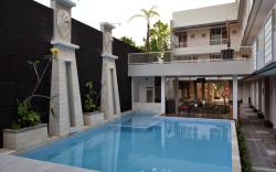 Hotel De Wahyu