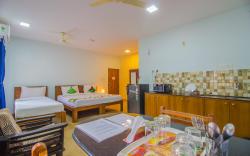 Super Collection O Holy Cross Home Stays
