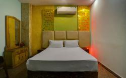 Hotel O Samrat