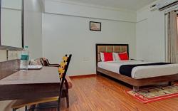 SPOT ON 75643 Golden Guest House
