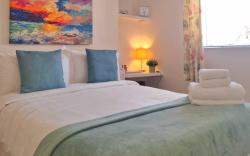 Upper Rock Brighton - Guest House