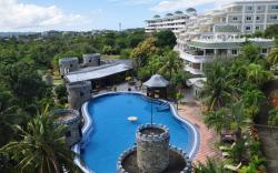 Lingganay Boracay Hotel Resort