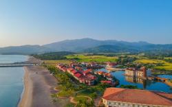 Las Casas Filipinas de Acuzar Resort