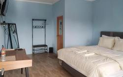 Kampung Abdi Resort Syariah Mitra RedDoorz