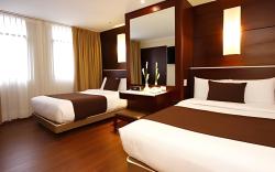 Hotel Reina Isabel