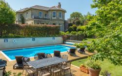 Luccombe Villa Holiday Apartments
