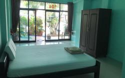 Lert Sri Hotel