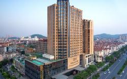 Bairun Zhenjiang International Hotel