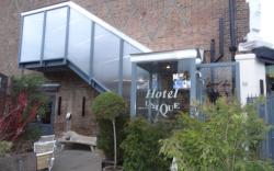 Hotel Unique