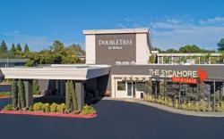 DoubleTree by Hilton Chico