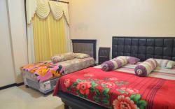 Hotel Ratna