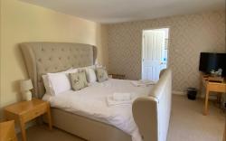 Burlton Inn