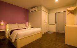 Thap Sakae Hotel