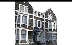 Tanes Hotel