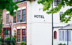 Pymgate Lodge Hotel