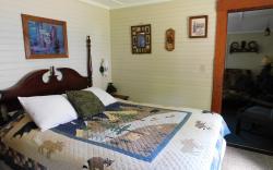 Carroll Motel & Cottages
