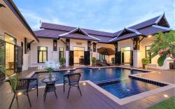 Lanna Kamin Pool Villa