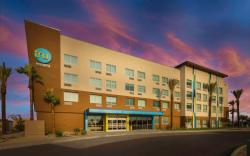 Tru by Hilton Goodyear Phoenix West