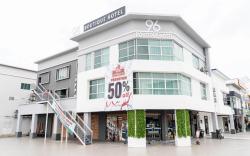 96 boutique hotel