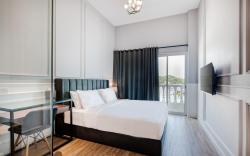 Wesley Hotel