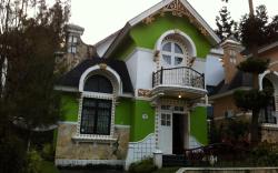 Villa Kota Bunga Dahlia