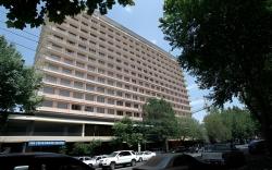 Ani Plaza Hotel