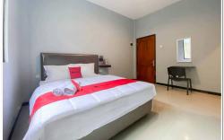 RedDoorz Syariah near T2 Juanda Airport 2