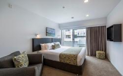 Quest Ponsonby