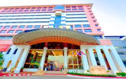 Town In Town Hotel