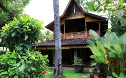2bedroom Beachfront at Lovina Beachhouse Villas