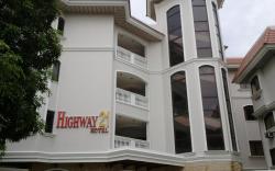Highway 21 Hotel