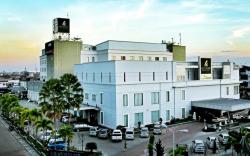 Grand Elite Hotel
