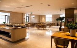 Ji Hotel Lanzhou West Railway Station North