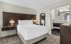 Sonesta ES Suites Chatsworth