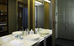Aloft Green Bay