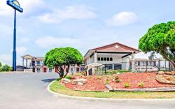 Days Inn by Wyndham Boerne