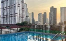 Top High Airport Link Hotel