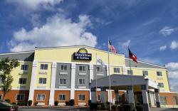 Days Inn & Suites by Wyndham Union City