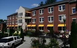 Camden Riverhouse Hotel and Inn