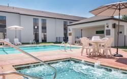 Best Western Courtview Hotel