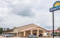 Days Inn by Wyndham Bastrop