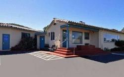 MARINWOOD INN & SUITES