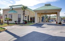Econo Lodge Inn & Suites Gulfport