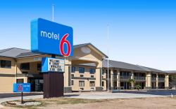 Motel 6 Prattville, AL