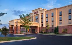 Hampton Inn & Suites Chicago-Libertyville